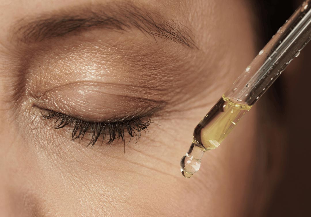 روغن گیاهی برای دور چشم