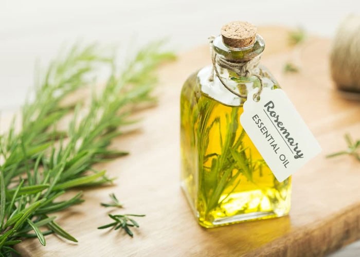 فواید روغن رزماری