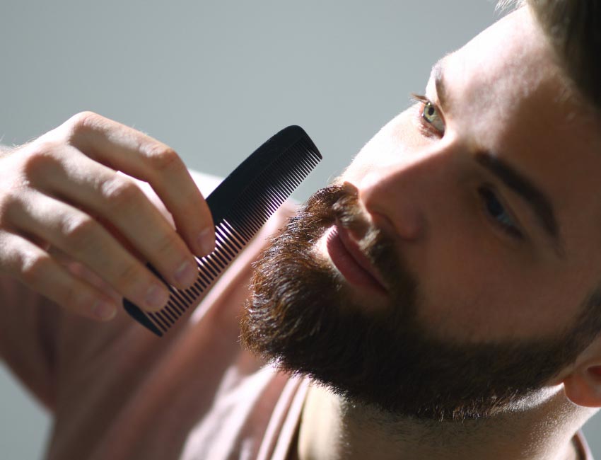 خواص روغن رزماری برای ریش